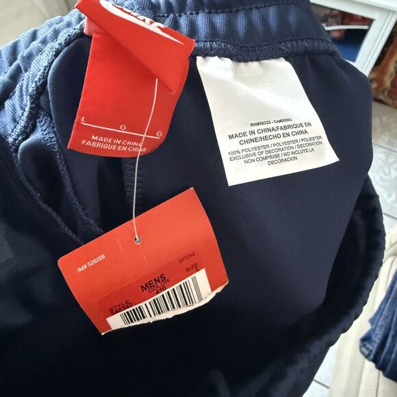 NWT Nike Men’s Tribute Regular fit Nike Swoosh Sweats Gym Track Pants Size L - Picture 8 of 8